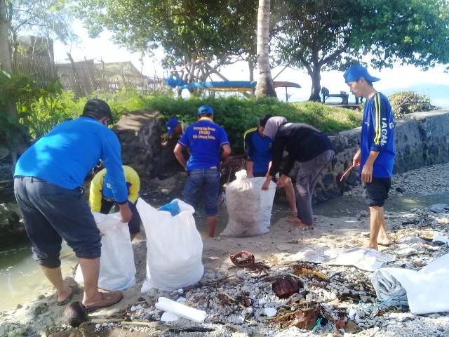 Tagana Lampung Selatan Lakukan Aksi Bersih-bersih Pantai ...