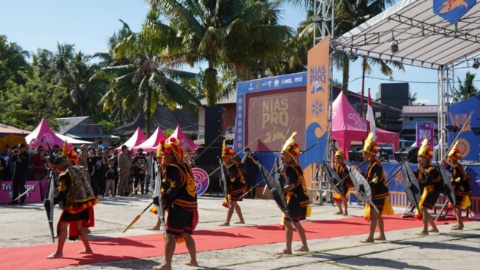 Dukung-Tiga-Ajang-Internasional-di-Kepulauan-Nias-Indosat-Perkuat-Jaringan-di-Kepulauan-Nias