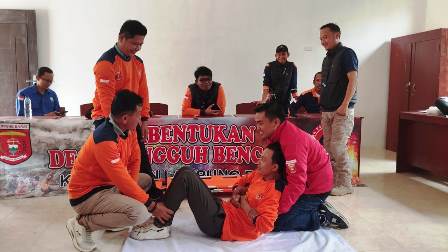 BPBD-Lampung-Barat-Bentuk-Desa-Tangguh-Bencana-di-Pekon-Buay-Nyerupa