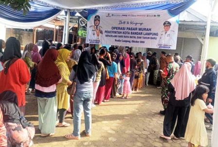 Pemkot-Bandar-Lampung-Gelar-Operasi-Pasar-Murah-dan-Cek-Kesehatan-Gratis-di-Kampung-Baru