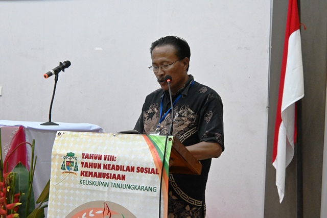 Romo-Roy-Tekankan-Pentingnya-Kaderisasi-dan-Sinergi-Antar-Keuskupan-dalam-Pertemuan-Komisi-Kerawam-Regio-Sumatera-2025-2