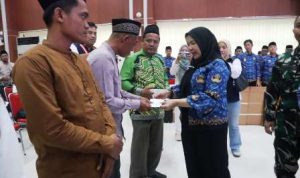 Wali-Kota-Bandar-Lampung-Serahkan-Dana-Hibah-Bantuan-Operasional-Mushola-se-Kota-Bandar-Lampung-2