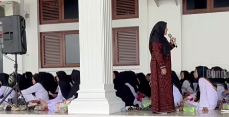 Wali-Kota-Eva-Dwiana-Gelar-Haul-untuk-Almarhum-Putranya-Rachmat-Hidayat