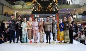 dekranasda-lampung-kolaborasi-batik-keris-mall-boemi-kedaton