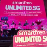 Petugas XLSMART memperkuat jaringan 5G di Medan Sumatera Utara