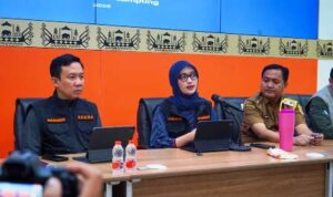 Wakil Gubernur Lampung Jihan Nurlela menyampaikan kebijakan PJJ setelah aktivitas Gunung Anak Krakatau meningkat.