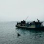 Warga Pulau Sebesi menyeberang Dermaga Canti