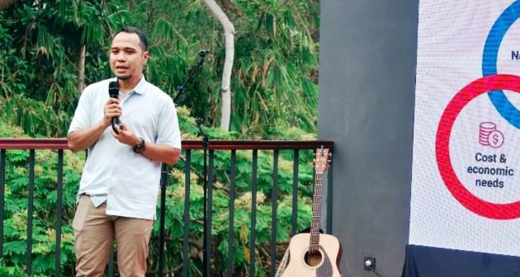Abrar PGN Area Lampung bersama pelanggan industri