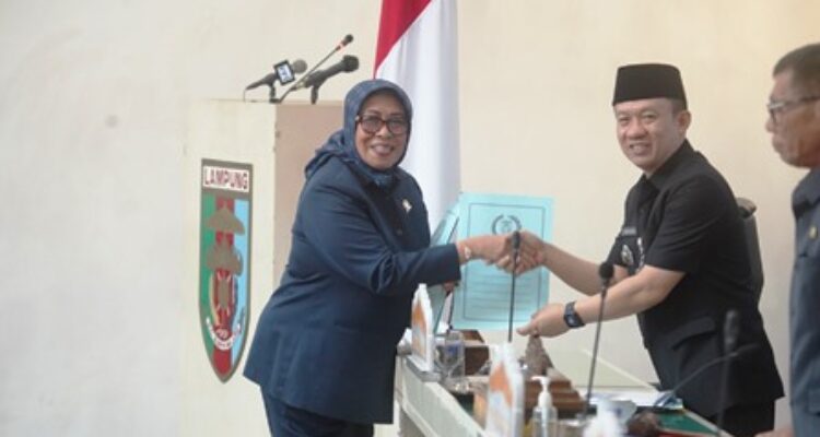 Sekda Lampung Marindo Kurniawan menghadiri rapat paripurna APBD Lampung 2027