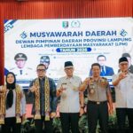 Gubernur Lampung Rahmat Mirzani Djausal saat menghadiri Musda LPM Provinsi Lampung di Bandar Lampung.