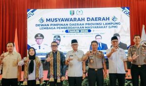 Gubernur Lampung Rahmat Mirzani Djausal saat menghadiri Musda LPM Provinsi Lampung di Bandar Lampung.