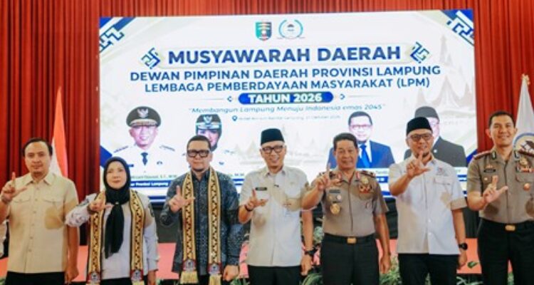 Gubernur Lampung Rahmat Mirzani Djausal saat menghadiri Musda LPM Provinsi Lampung di Bandar Lampung.