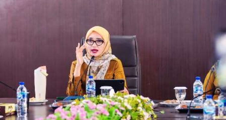 Jihan Nurlela memimpin rapat koordinasi percepatan penanggulangan TBC Lampung di Pesawaran.